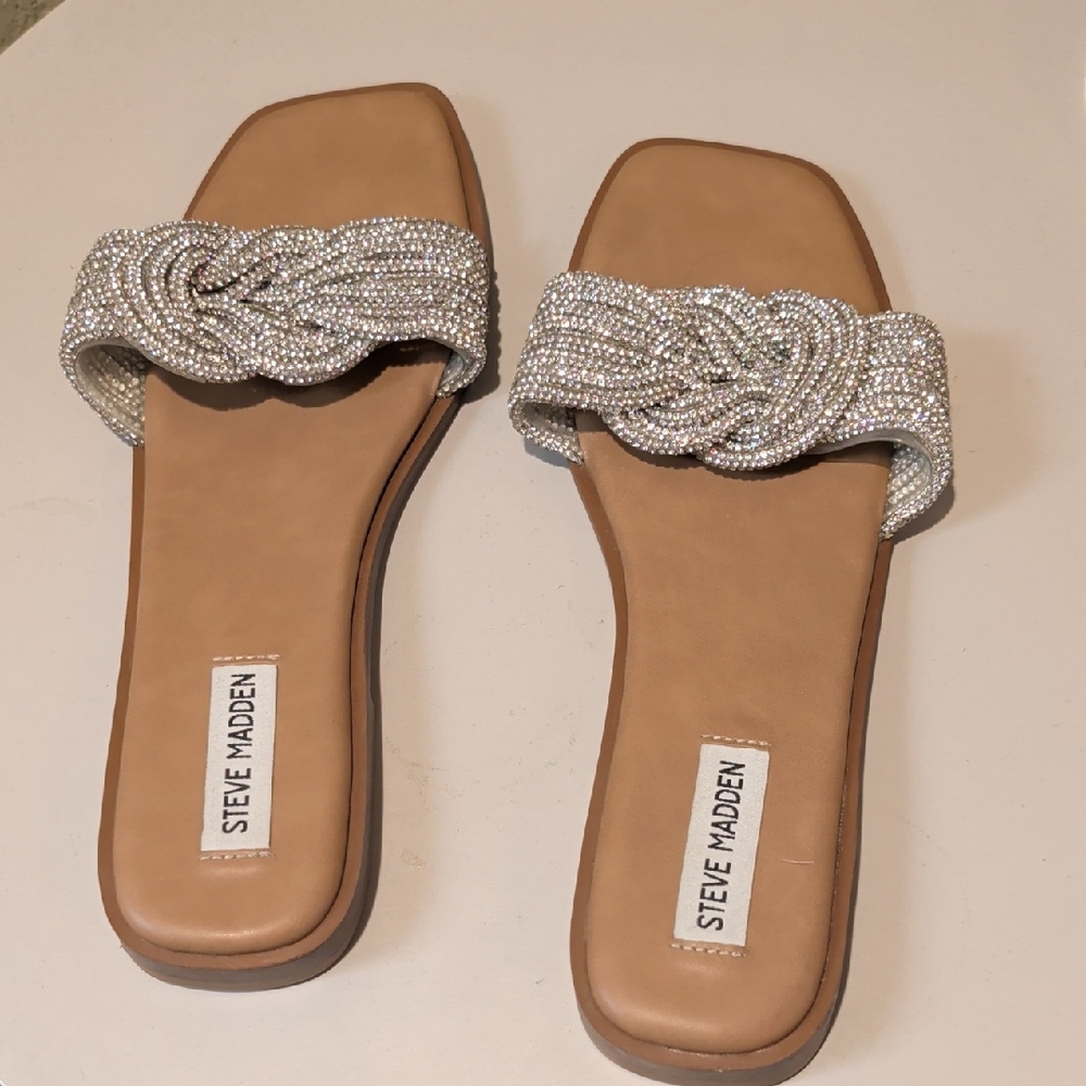 Steve Madden Silver Embellished Tan Sandals